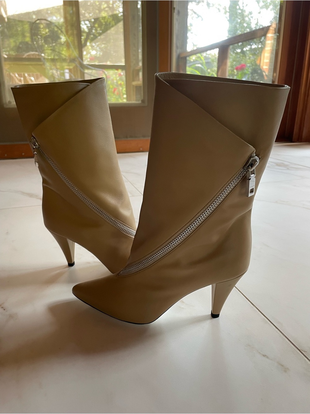 Givenchy boots - Picture 2 of 7